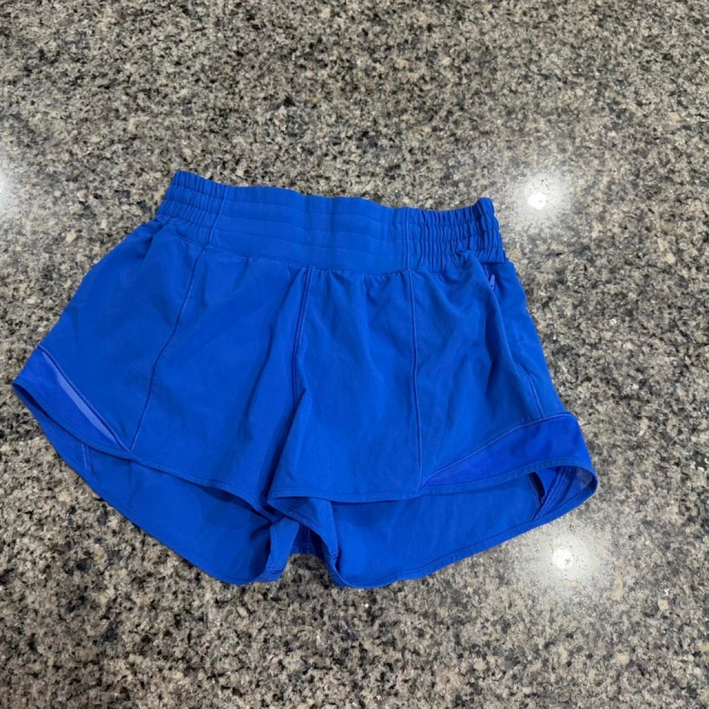 Lululemon Hotty Hot High-Rise Lined Short 2.5 Blazer Blue Tone Size 4 LW7AYYR